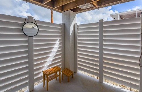 Breezeswept Beach Estates House | 3 Bed/2 Bath Canal Front Home in Ramrod Key 80' Dock and Pool