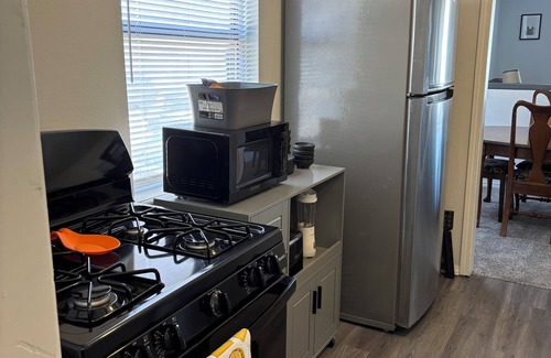 Stillwater House | 3 bed, 2 bath house, with off street parking within walking distance to OSU!