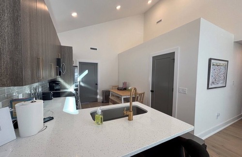 Chattanooga House | 3-bed 2-bath Modern Charmer near Downtown