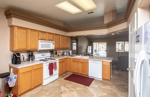 Lake Havasu City House | 3 Bed 2 Bath Private Pool Home. Perfect for Both Off Road and Lake Activities!
