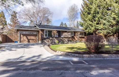 Orchard District House | 3 Bed 2 Bath, Pet Friendly, Midtown Bend!