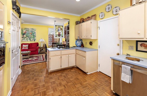 King City House | 3 bed/3.5 bath home - Easy Walk to St. Simons Pier