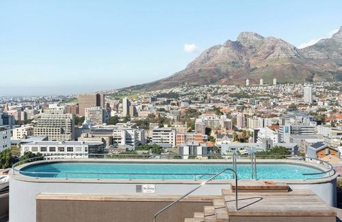 Schotsche Kloof Apartment | 3 Bed Apartment in Colourful Bo Kaap