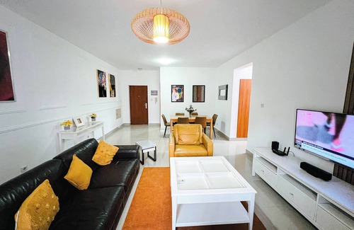 Belas Apartment | 3 Bed Apartment - Sleeps 6 - Free Parking