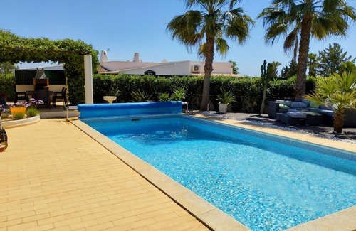 Mato Serrao Villa | 3 Bed detached Luxury Villa in Carvoeiro. Private & South facing large pool, AC