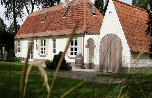Koksijde House | 3-Bed Home with Sauna