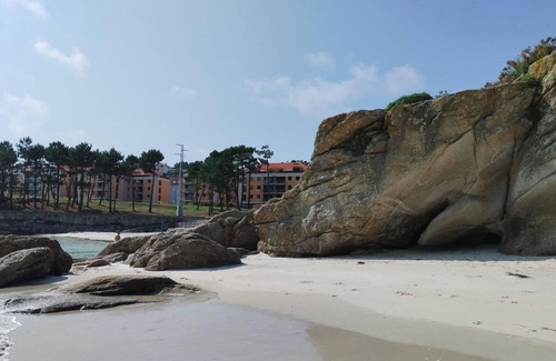 Corme Porto House | 3 Bed House Sleeps 6 with Pet-Friendly Garden