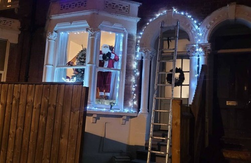 Lewisham House | 3-bed House in London Self-contained in Ladywell