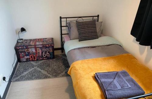 Badcall House | 3 Bed House - Sleeps 5 - Pets - Parking - Wifi