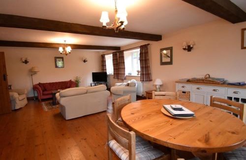 Askerswell House | 3 Bed in Askerswell DC067