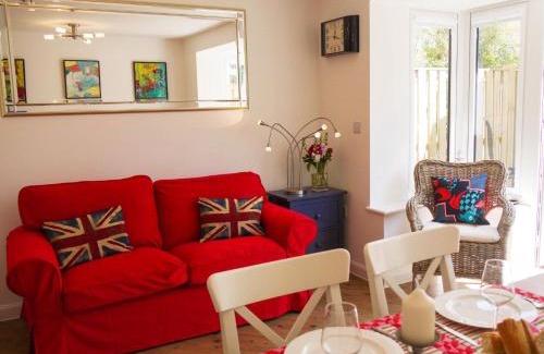 Camber House | 3 Bed in Camber BT028