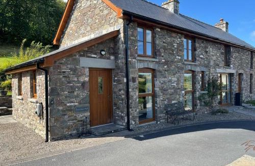 Devynock House | 3 Bed in Defynnog oc-p33133