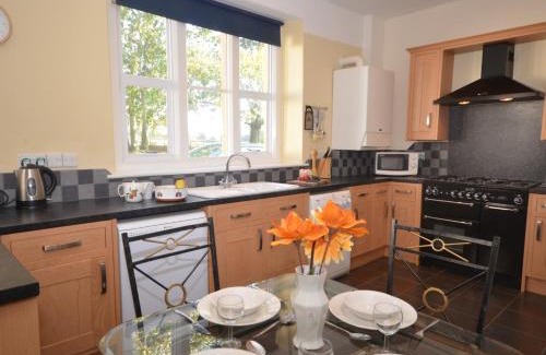 Lyme Regis House | 3 Bed in Lyme Regis WESLO
