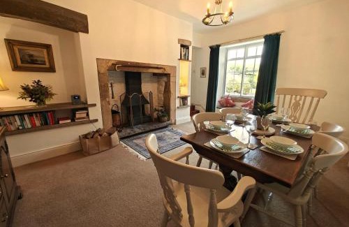 Newton House | 3 Bed in Newton oc-n33394