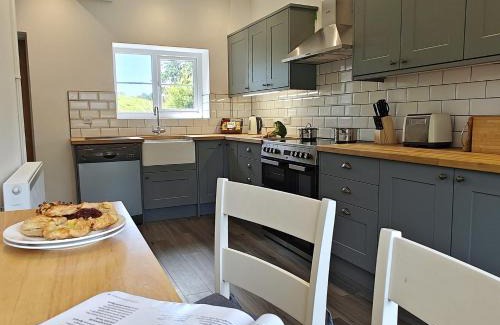 Brecon House | 3 Bed in Penoyre 96240