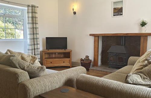 Brecon House | 3 Bed in Penoyre 96240