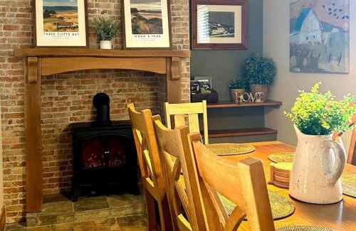 Crynant House | 3 Bed in Rhossili oc-f33389