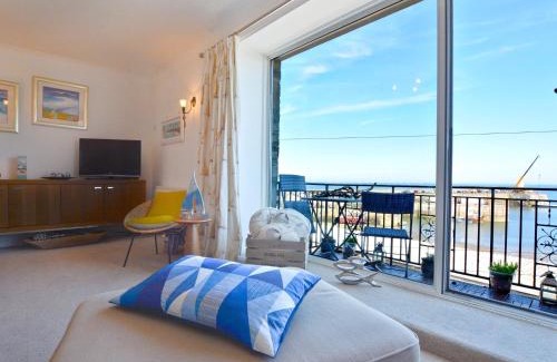 Seahouses House | 3 Bed in Seahouses CN097