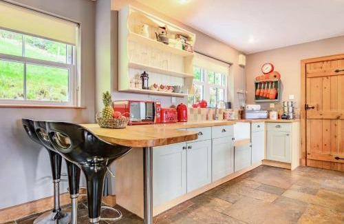 Thornthwaite House | 3 Bed in Thornthwaite SZ080