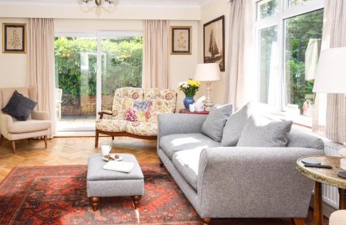 Totland Bay House | 3 Bed in Totland Bay IC110