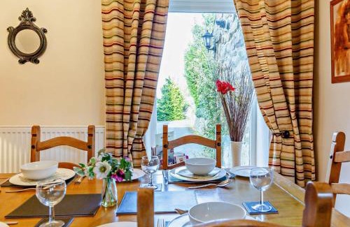 Backworth House | 3 Bed in Whitley Bay CN013