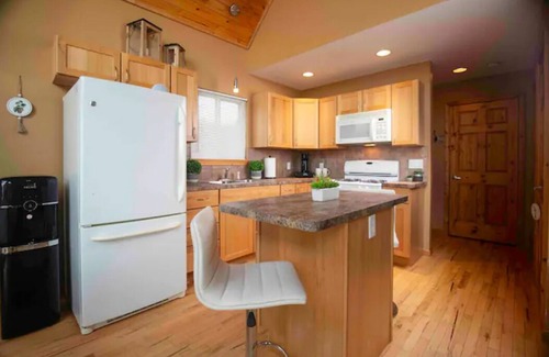 Houghton Lake House | 3-Bed Modern Cabin with Over 40 Ft of Waterfront, Private Dock, and Boat Lift