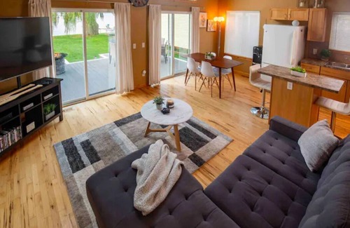 Houghton Lake House | 3-Bed Modern Cabin with Over 40 Ft of Waterfront, Private Dock, and Boat Lift