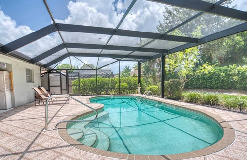 Palm River Estates House | 3 Bed Private Pool Home - Palm River Naples