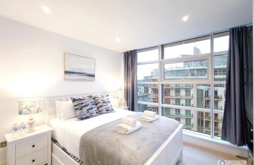 St. Mary's Park Apartment | 3 Bed Serviced Apartment in Battersea - River views