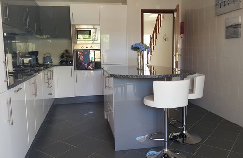 Vale do Garrao Villa | 3 Bed Villa for Rent in Varandas do Lago (Quinta do Lago)