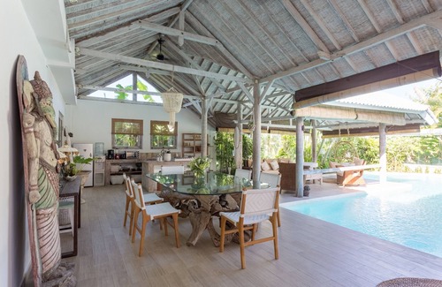 Drupadi Villa | 3-Bed Villa w/Large Pool,Renovated Summer 2025, steps to Seminyak Eat Street