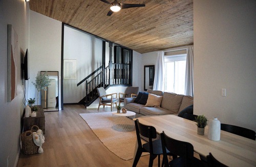 Tobermory Cabin | 3 Bed Waterfront Cottage | Sauna | Hot Tub | Kayak