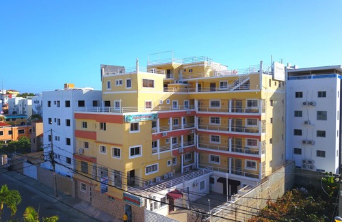 Corales del Sur Apartment | 3-Bed1 Bedroom Apartment Full Kitchen Balcony, Parking, Las Americas Airport
