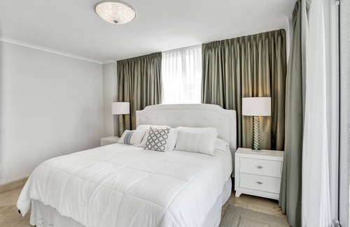 Riverwalk Fort Lauderdale Apartment | 3 Bedroom 2 Bathroom Unit in FT Lauderdale