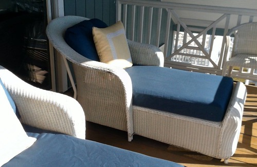 Ocean Isle Beach Cottage | 3 Bedroom/2 Bath , Beautiful Cottage W/Dock and Quick Walk to Beach/Dining
