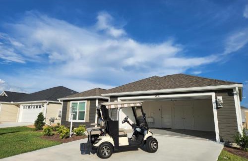 Leesburg House | 3 Bedroom 2 Bath Designer