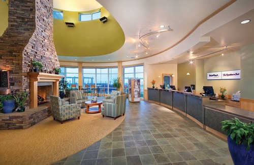 Seaside Condo | 3 bedroom 2 bath located right on beach!