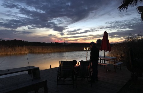 Port Lavaca House | 3 BEDROOM, 2 BATH ROUND HOUSE ON THE BAY AND BAYOU SLEEPS 13
