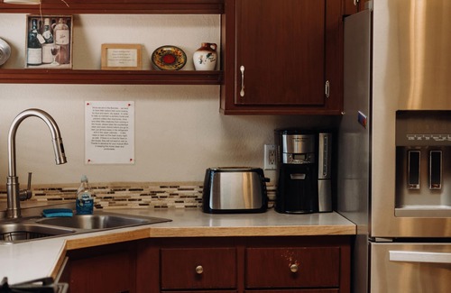 Williams House | 3 Bedroom, 2 Bath, Wifi, Tv, Wash And Dryer, Kitchen Stocked, Linens And Laundry