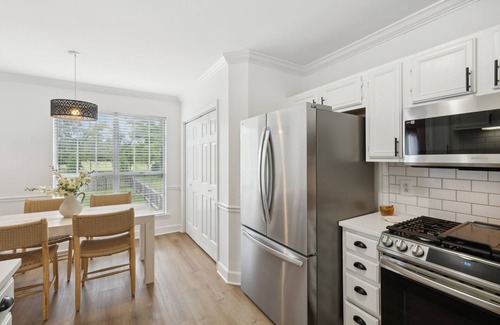 Franklin House | 3-bedroom, 2 bathroom house, dog friendly, pool with AC and WiFi in Franklin