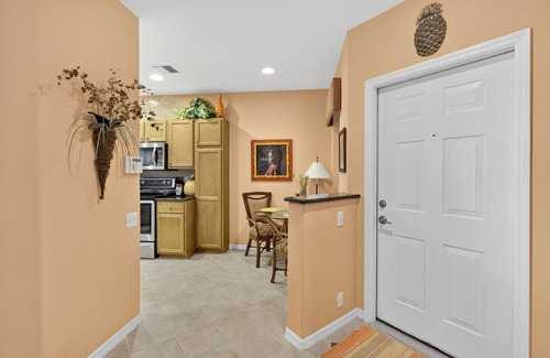 Tropical Cove Condo | 3 bedroom/2 bathroom at Lexington Country Club
