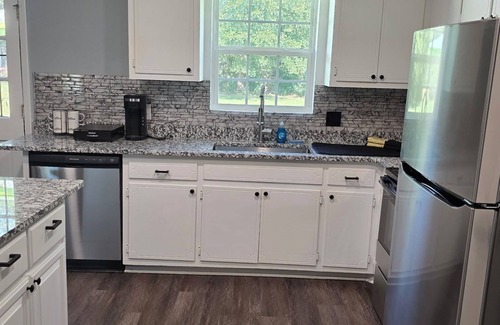 Perry House | 3-bedroom/2 full bath house in Perry, Ga with all the amenities, and hospitality