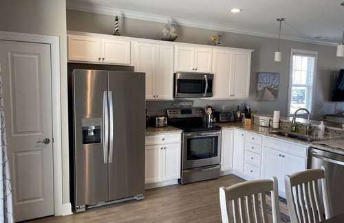 Atlantic Beach House | 3 bedroom, 3 1/2 bath townhome located poolside with ocean view/access