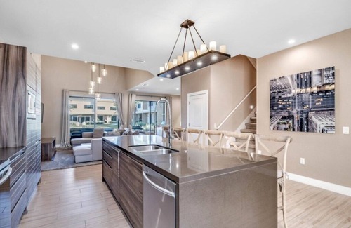 Florida Central Atlantic Coast House | 3 Bedroom/3.5 Bathroom Magic Village (7540 BD)