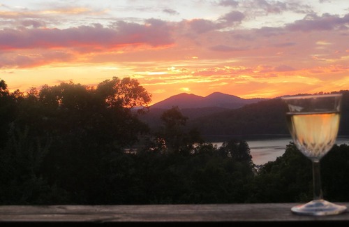 Hayesville House | 3 bedroom 3 bath home with awesome mountain and lake views and prime location
