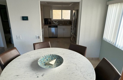 Indian Canyon Condo | 3-bedroom/3-Bathroom condo in amazing Palm Springs with mountain views!