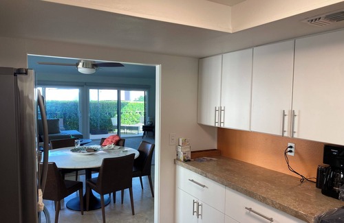 Indian Canyon Condo | 3-bedroom/3-Bathroom condo in amazing Palm Springs with mountain views!