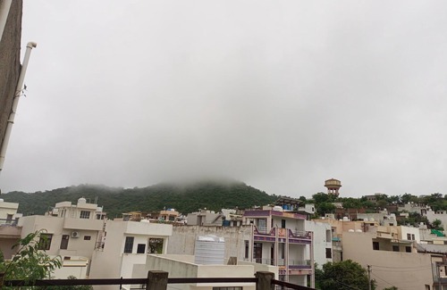Bedla Apartment | 3-bedroom + 3 bathroom a hall and a modular kitchen apartment with AC in Udaipur