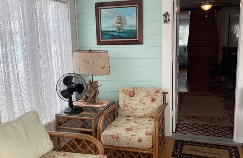Ocean Park Cottage | 3 Bedroom A/C Cottage in the OCEAN PARK AREA, 75 yards from the OOB sandy beach!