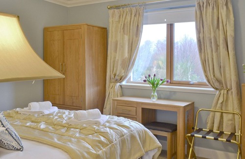 Farr Cottage | 3 bedroom accommodation in Farr near Inverness